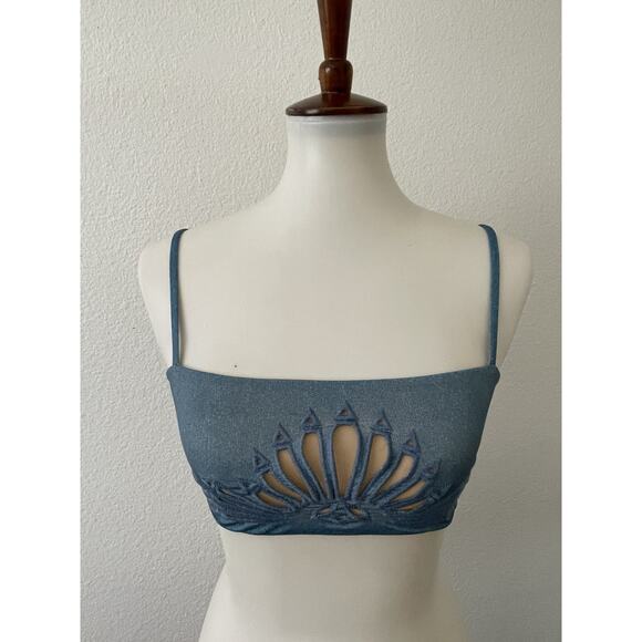 Beach Riot Swim Bikini Top Embroidered Cut Out Swimwear - Picture 1 of 9
